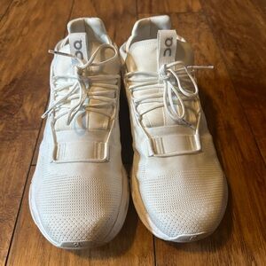 On cloud cloud nova shoes